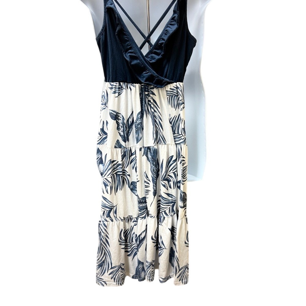 PatPat Black and White Leaf Print Midi Dress